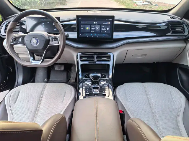 BYD Qin PLUS — Фото автомобиля 13