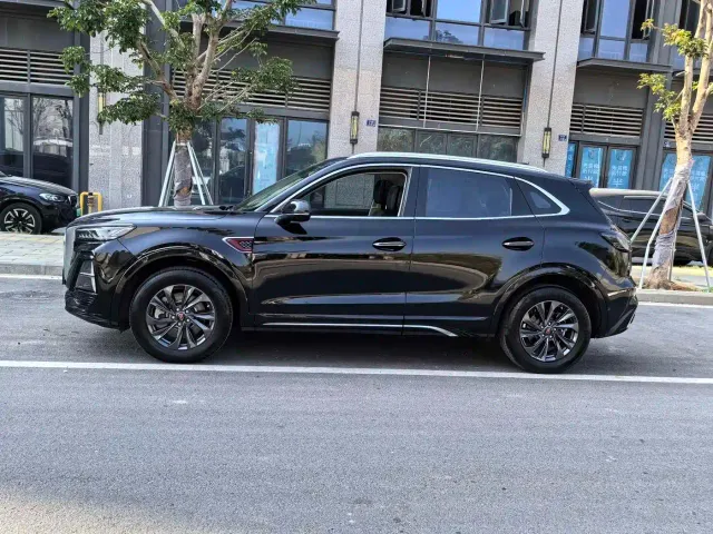 Hongqi HS5 — Фото автомобиля 4