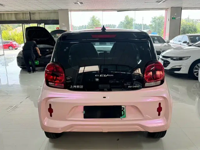 Roewe Clever — Фото автомобиля 17