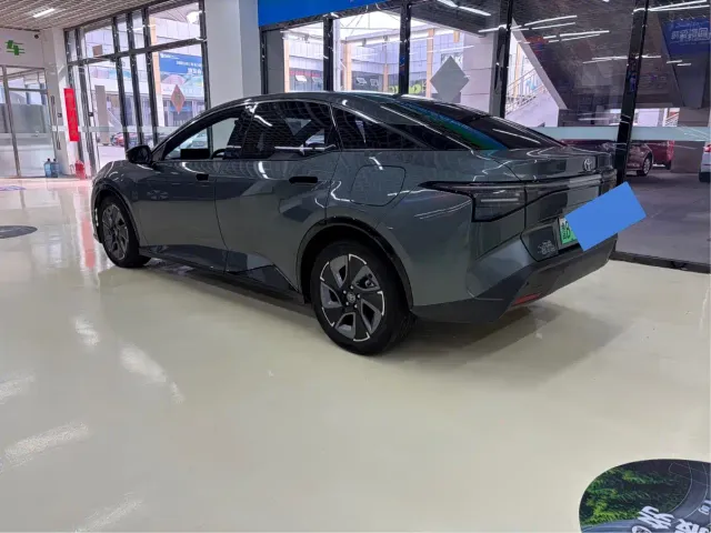 Toyota bZ3 — Фото автомобиля 4