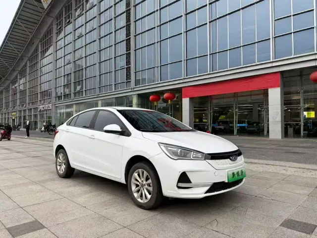 Chery Arrizo e — Фото автомобиля 3