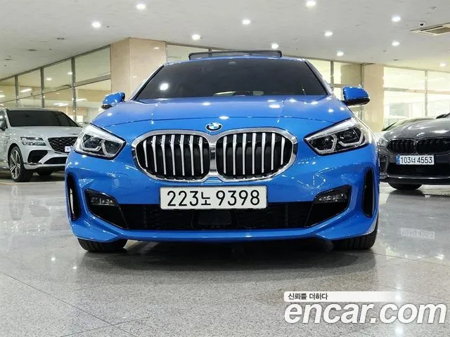 BMW 1 Series F40 — Фото автомобиля 2