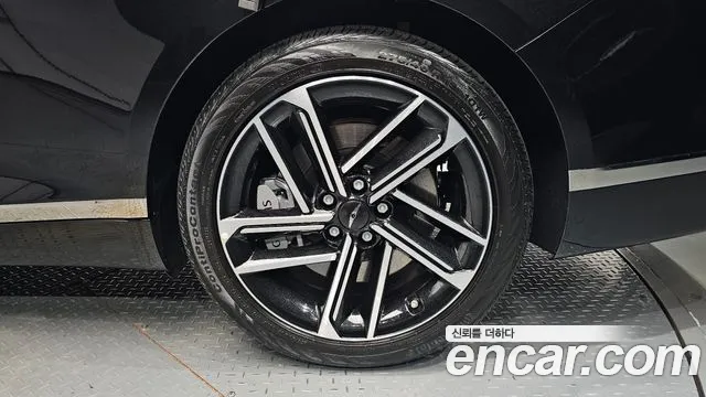 Genesis G80 RG3 — Фото автомобиля 21
