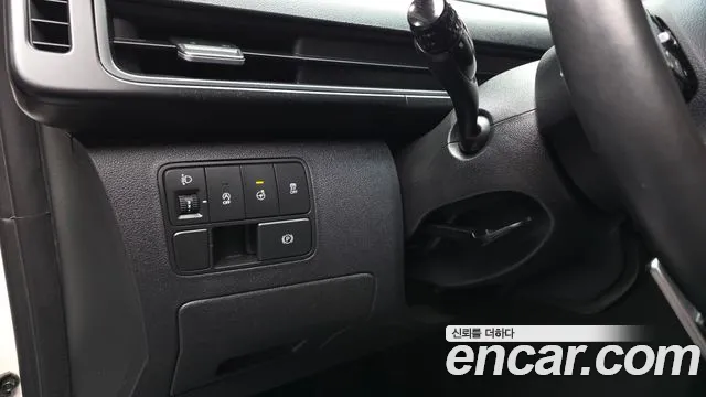 Hyundai Staria — Фото автомобиля 24