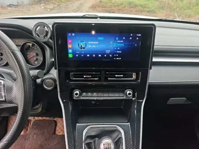 Haval M6 — Фото автомобиля 12