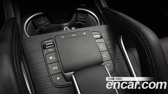 Mercedes-Benz GLE-Class — Фото автомобиля 27