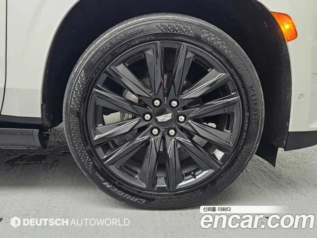 Cadillac Escalade — Фото автомобиля 5