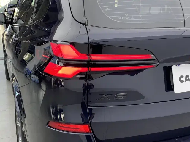 BMW X5 — Фото автомобиля 7