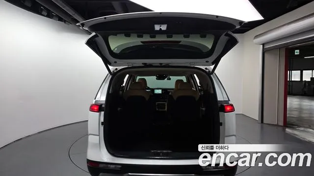 Kia Carnival 4th Gen — Фото автомобиля 20
