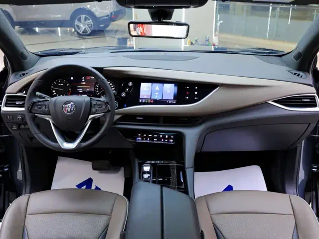 Buick Enclave — Фото автомобиля 18