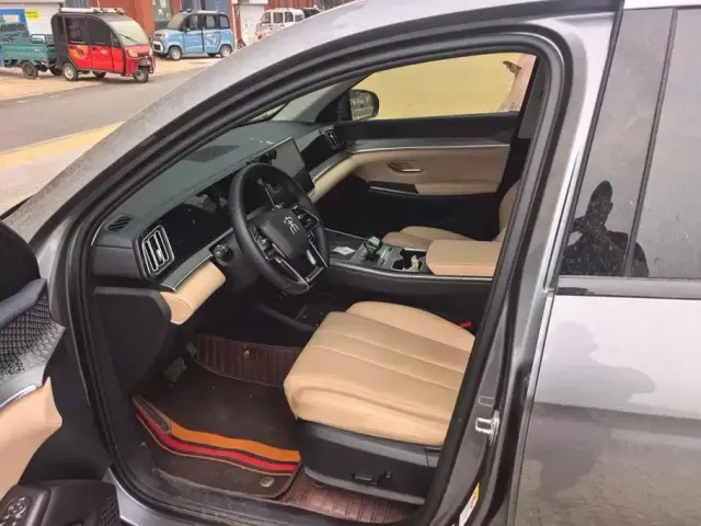 BYD Song Pro New Energy 2025 2nd Generation Smart Drive Edition DM-i 75KM Leading Type — Фото автомобиля 9
