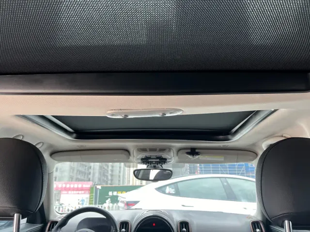 MINI Hatch — Фото автомобиля 16