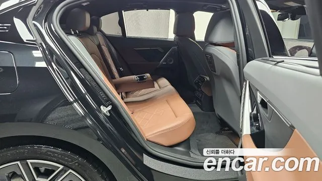 BMW 5-Series 5 серия (G60) 530i xDrive M Sport Pro Special Edition — Фото автомобиля 10
