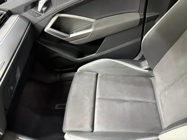 Audi Q3 — Фото автомобиля 13