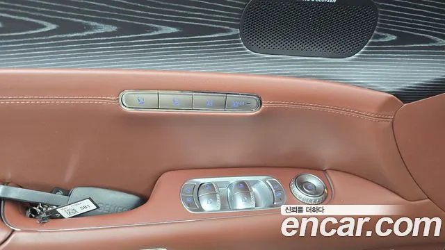 Genesis G90 Бензин 3.5 турбо AWD — Фото автомобиля 25