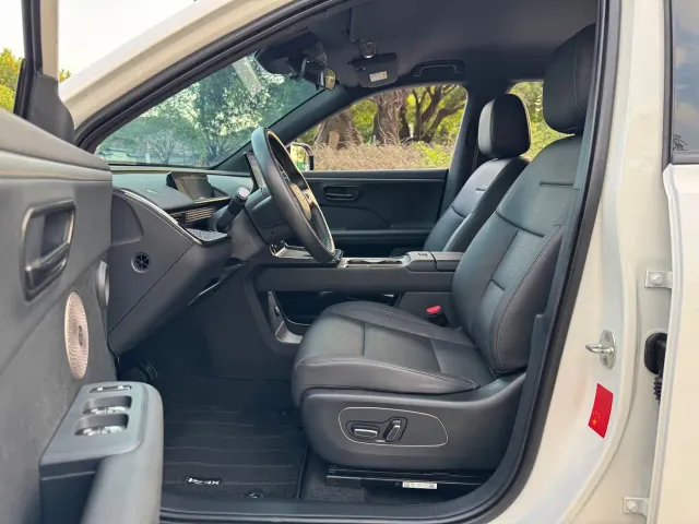 Toyota BoZhi 3X — Фото автомобиля 6