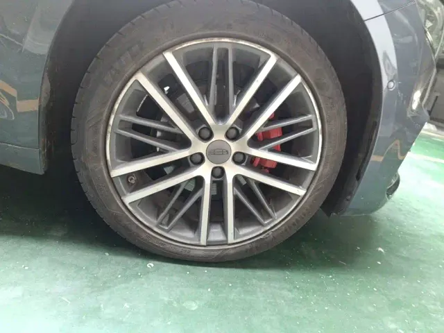 Geely Xingrui — Фото автомобиля 8