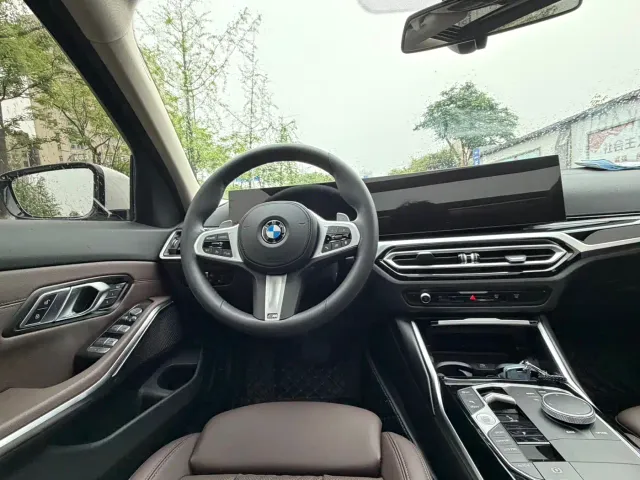 BMW 3 Series — Фото автомобиля 15