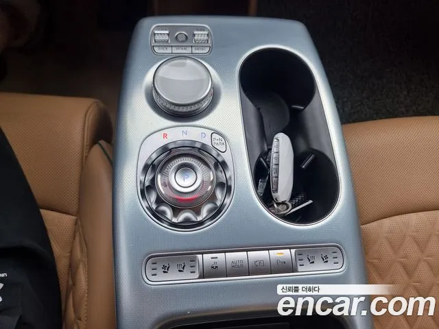 Genesis GV60 — Фото автомобиля 9