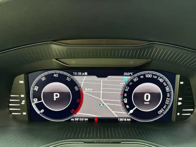 Skoda Superb — Фото автомобиля 10
