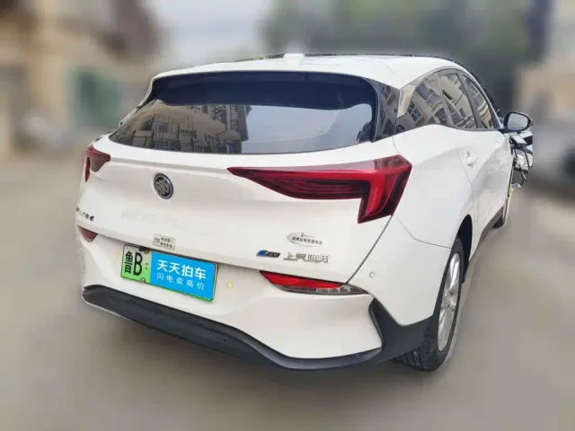 Buick Velite 6 — Фото автомобиля 5
