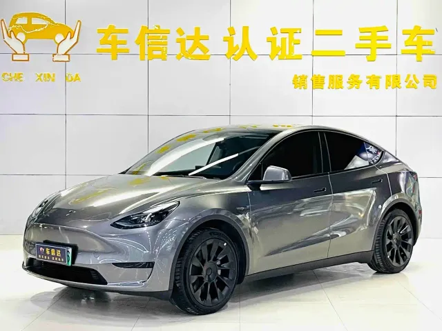 Фотография автомобиля — Tesla Model Y