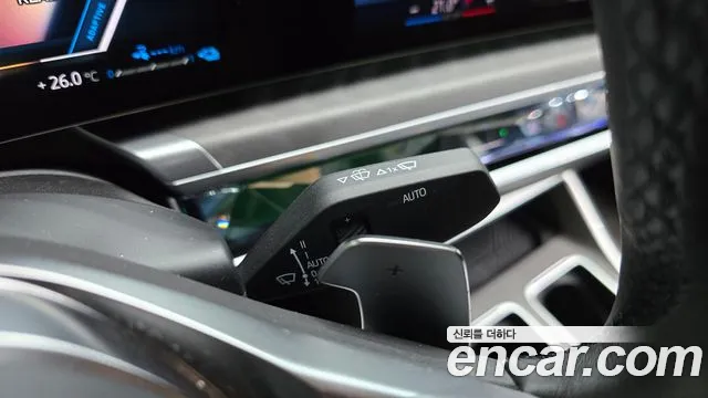 BMW 7 Series G70 — Фото автомобиля 19
