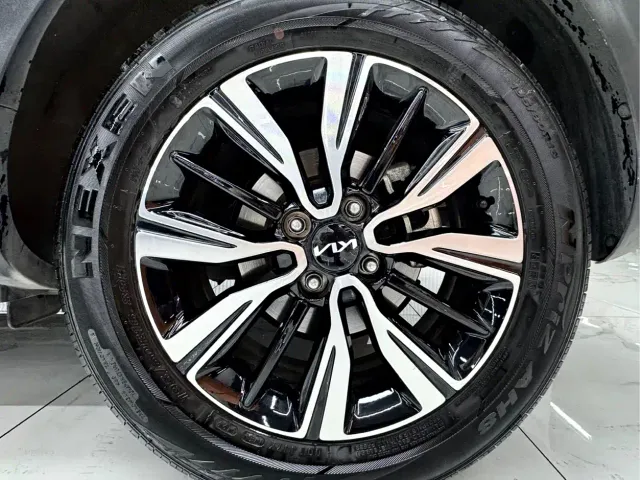 Kia KX1 — Фото автомобиля 19