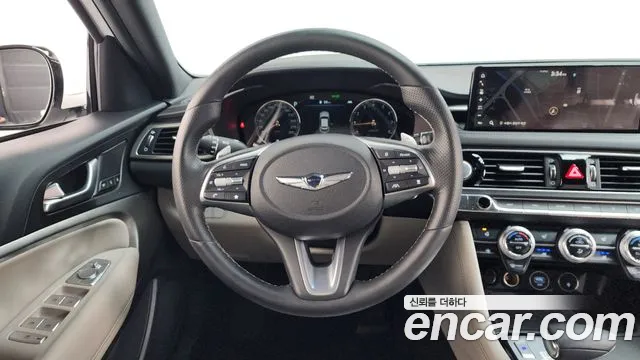 Genesis G70 — Фото автомобиля 13