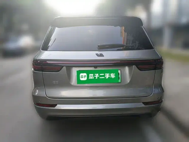 Li Auto ONE — Фото автомобиля 3