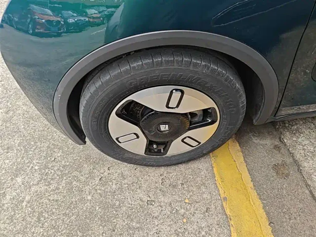Baojun KiWi EV — Фото автомобиля 22