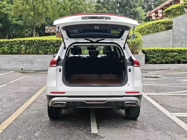 Haval H6 — Фото автомобиля 27