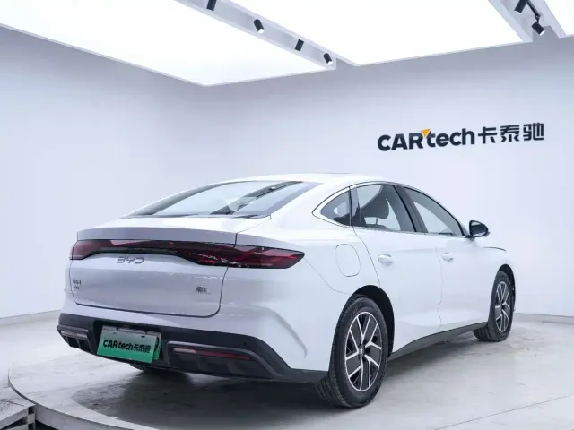 BYD Qin L — Фото автомобиля 19