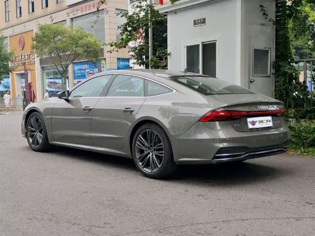 Audi A7 — Фото автомобиля 4