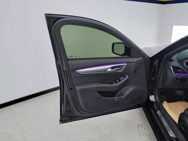 Cadillac CT5 — Фото автомобиля 7