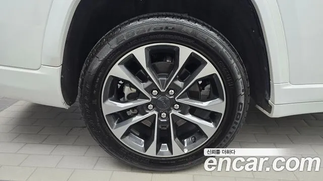 Jeep Cherokee WL — Фото автомобиля 5