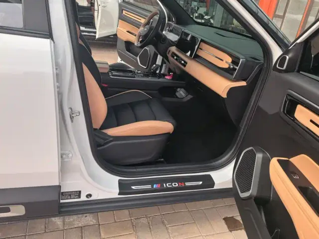Geely ICON — Фото автомобиля 8