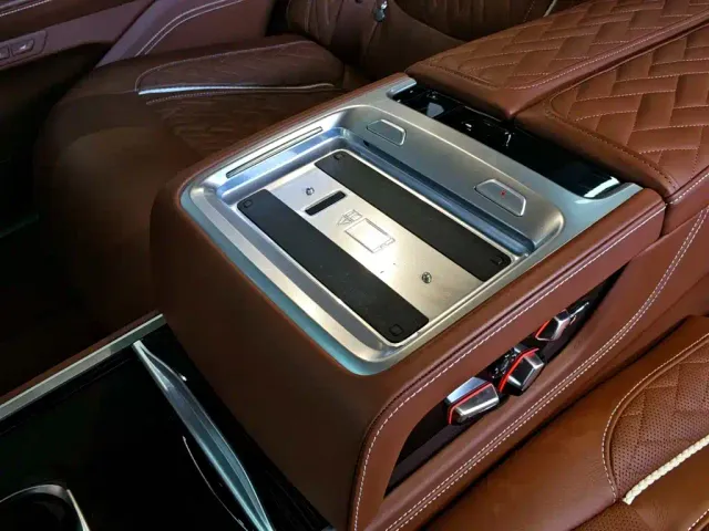 BMW 7 Series — Фото автомобиля 29