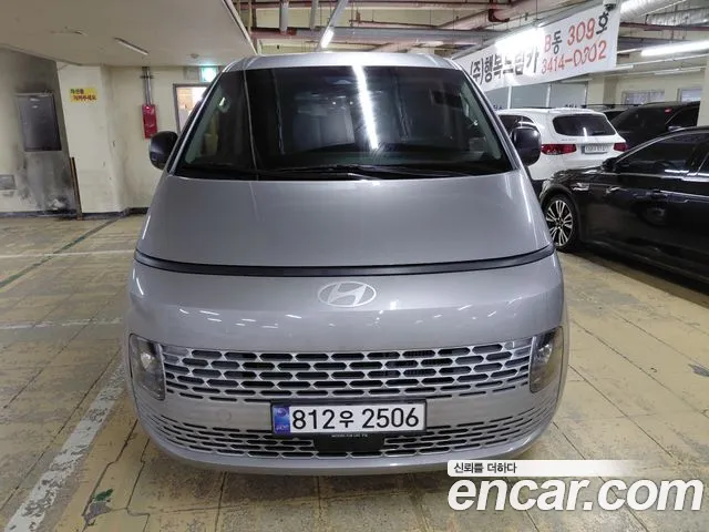Hyundai Staria Staria Карго 3 места — Фото автомобиля 2