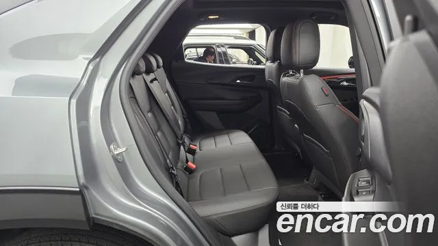 Chevrolet Trailblazer — Фото автомобиля 12