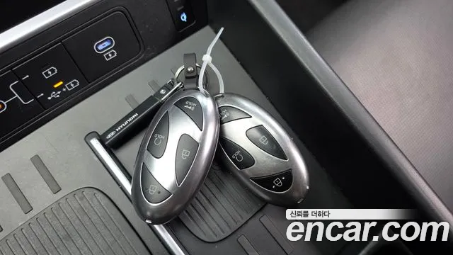 Hyundai Santa Fe MX5 — Фото автомобиля 19