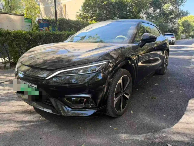 Фотография автомобиля — BYD Song L EV