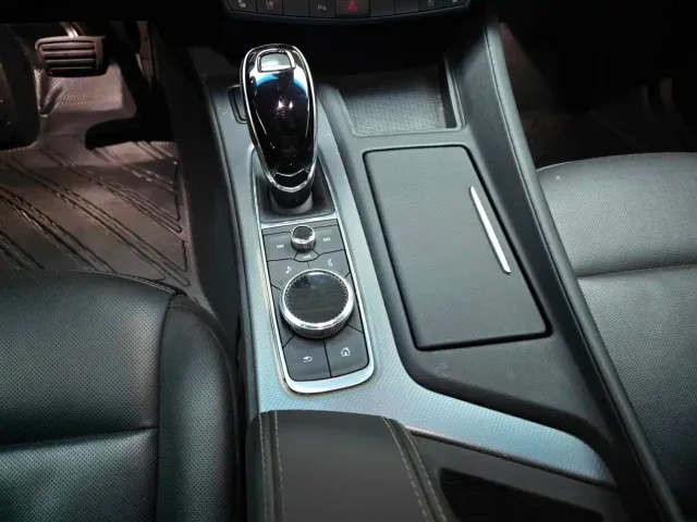 Cadillac CT5 — Фото автомобиля 10