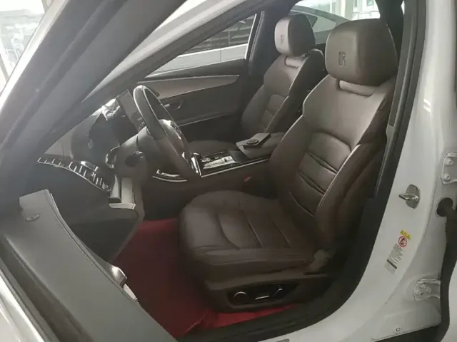 BYD Han — Фото автомобиля 14