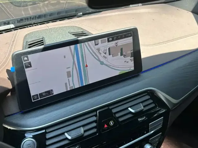 BMW 5 Series — Фото автомобиля 8