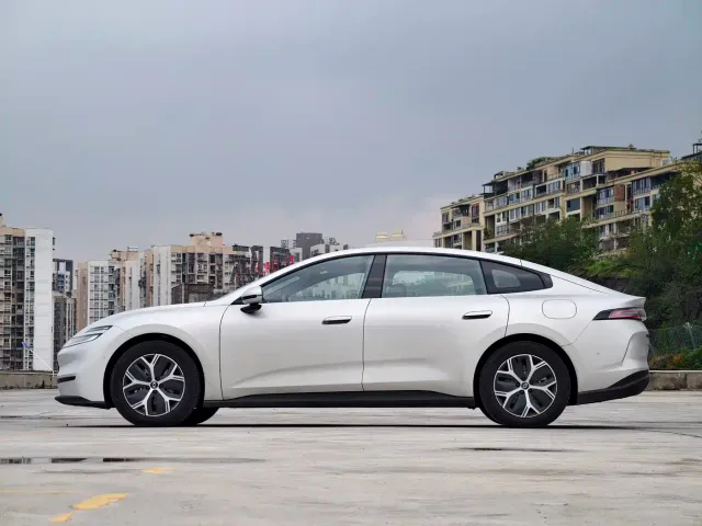 Changan Qiyuan A06 — Фото автомобиля 23