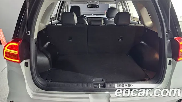 Kia Niro — Фото автомобиля 26