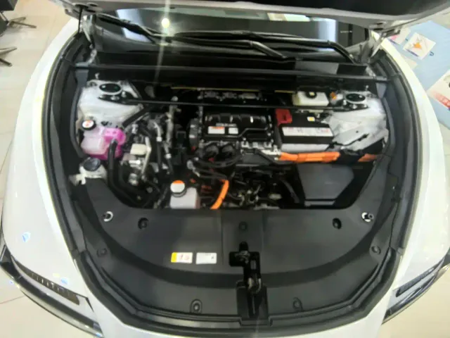 Lexus RZ — Фото автомобиля 12