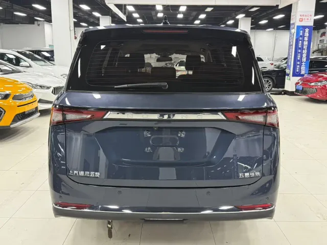 Wuling Jiachen — Фото автомобиля 5
