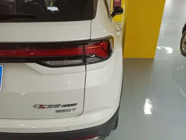 Changan CS35 Plus — Фото автомобиля 7